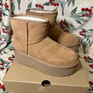 UGG Classic Mini Platforms